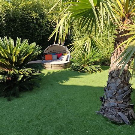 Haut De Villa A 700 Metres De La Plage, Totalement Independant Et Accessible Par Un Escalier Exterieur Sainte-Maxime Buitenkant foto