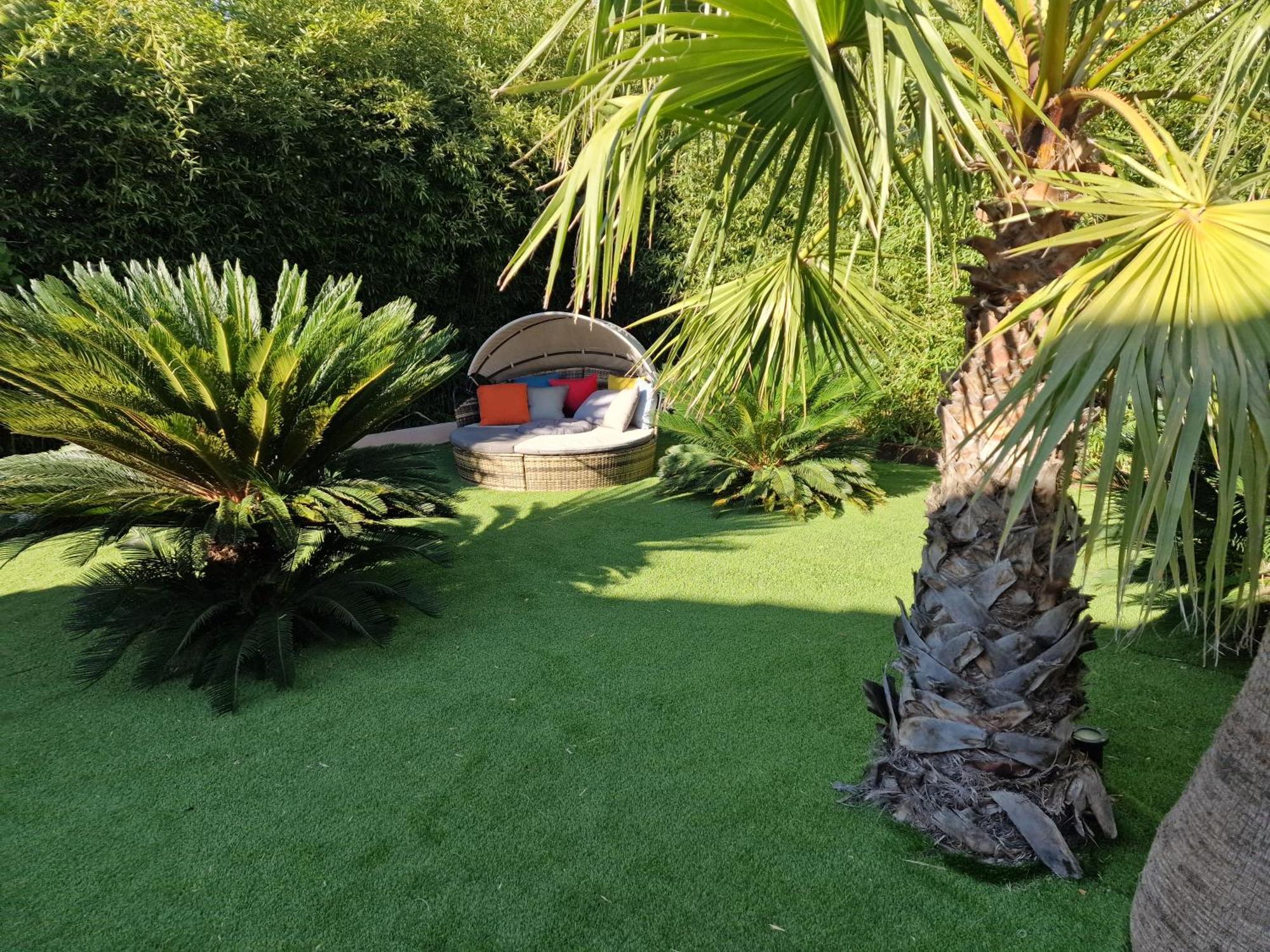 Haut De Villa A 700 Metres De La Plage, Totalement Independant Et Accessible Par Un Escalier Exterieur Sainte-Maxime Buitenkant foto
